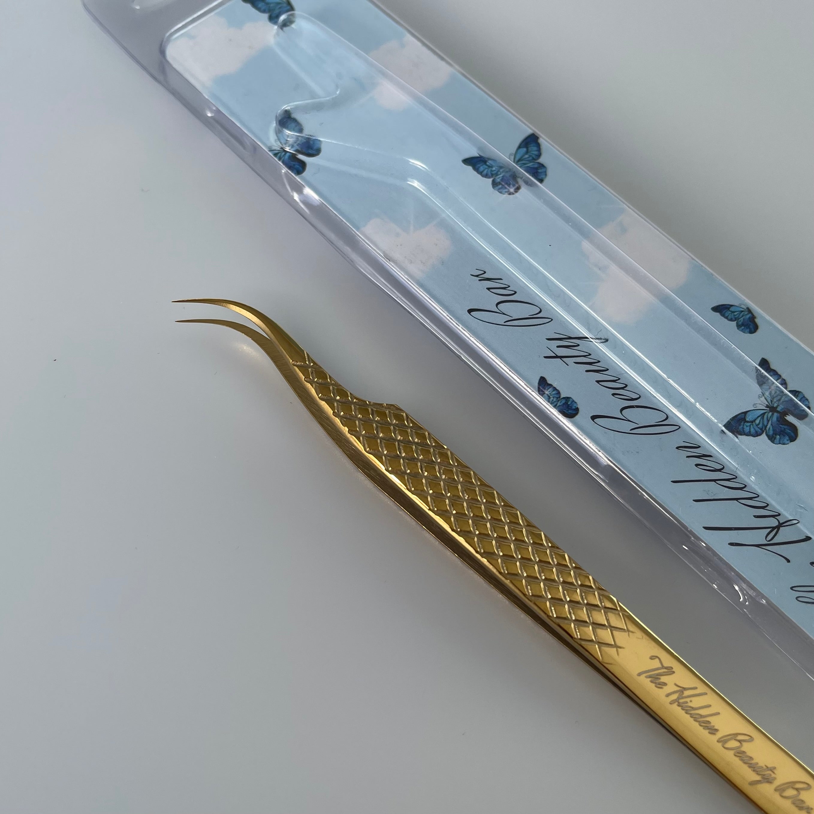Slim Curved Tweezer